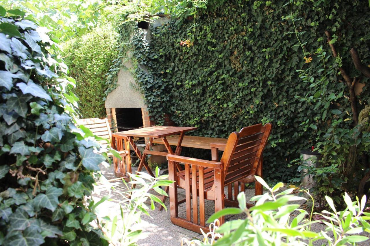 West Capital - Free Private Parking Apartment Zagreb Ngoại thất bức ảnh