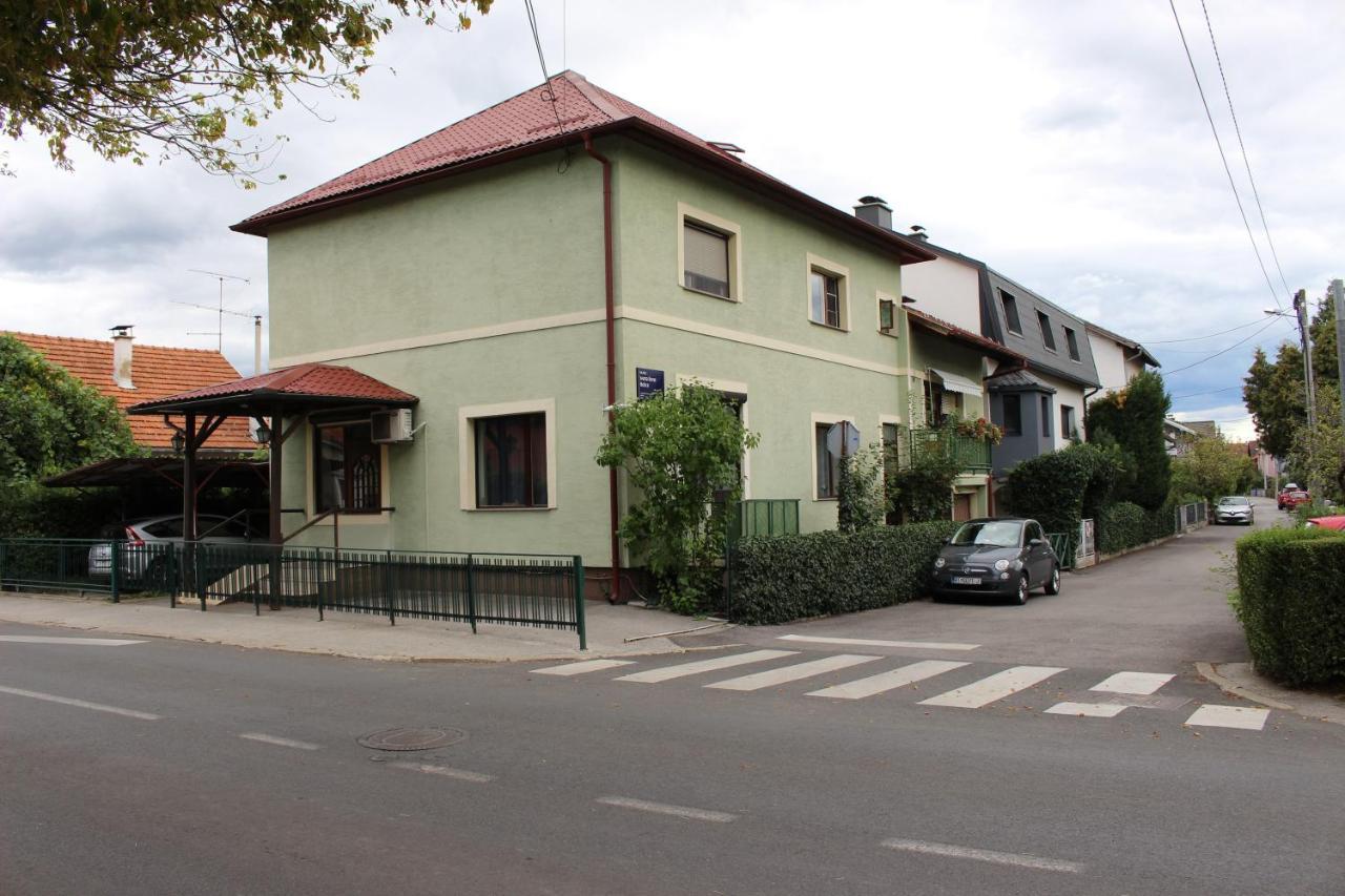 West Capital - Free Private Parking Apartment Zagreb Ngoại thất bức ảnh